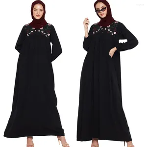 Etnische kleding Arabische moslimjurk Dames Bloemborduurwerk Lange jurken Avond Bruiloften Jalabiya Kaftan 2024 Dubai Abaya Islam