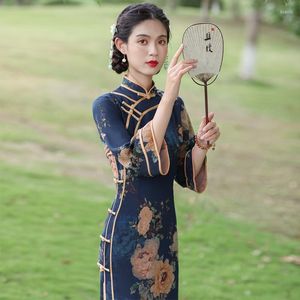 Vêtements ethniques Automne Chinois Vintage Amélioration Qipao Robe Vieux Shanghai Mandarin Col Mince Pivoine Impression À Manches Longues Cheongsam