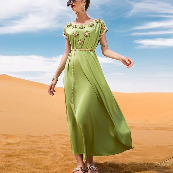 Vêtements ethniques avocat vert Huaer Satin sans manches cousu à la main perceuse à manches courtes Style de célébrité robe rétro Abaya