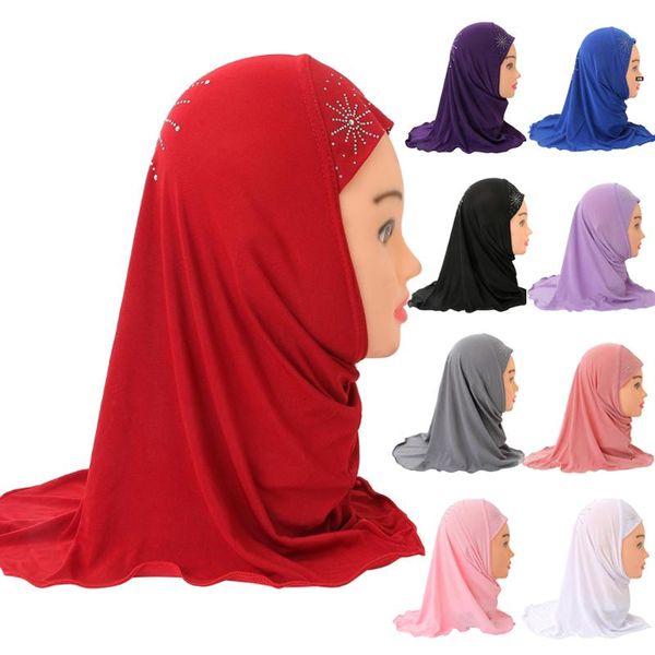Vêtements ethniques Belle petite fille Amira Hijab Écharpe avec strass Fit 2-7 ans Enfants musulmans Tirez sur des châles islamiques Foulard 50cm