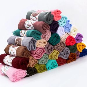 Vêtements ethniques Big Taille Crinkle Coton Hijab Écharpe Femmes Turban Musulman Châle Plaine Bandana Respirant Châles Pour Femmes Foulard Hood Ramadan