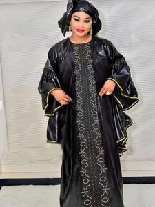 Vêtements ethniques Black Bazin Riche Robes longues pour femmes africaines Fête de mariage traditionnelle Dashiki Robe avec écharpe Boubou