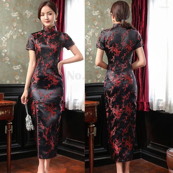 Vêtements ethniques Black Red Flower Chinois Robe traditionnelle Femme Satin Cheongsam Qipao Summer Souche à manches longues Slim Split Vintage Vestidos