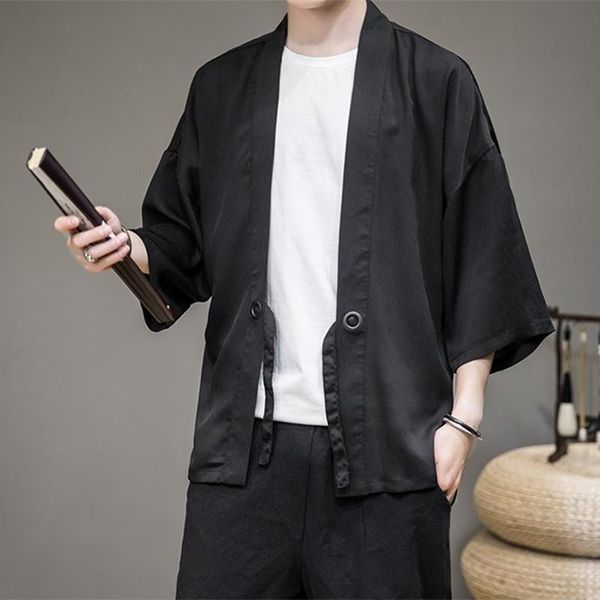 Vêtements ethniques noir solide hommes Kimono Cardigan japonais Yukata décontracté t-shirt été crème solaire mâle plage point ouvert