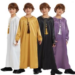Vêtements ethniques garçons enfants Dubaï Saudi islamique musulman islamique jubba thobe kaftan robes arabe qatar manches longues abaya robe caftan couleur