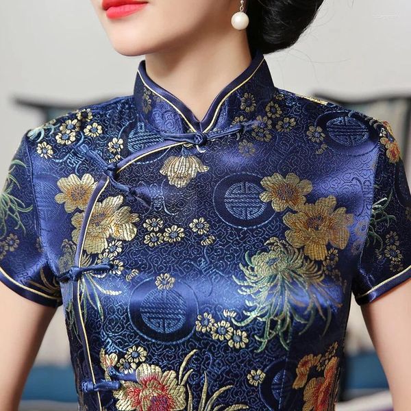 Vêtements ethniques Brocade Satin Flower Cheongsam Chinois Style Mariée Robe de mariée Femmes décontractées