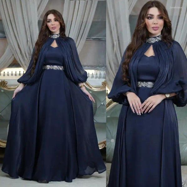 Ropa étnica Cape Satin Vestido de manga larga Magnífico Banquete Mujeres Vestido de moda con correa de cintura Fiesta Abaya Burqas