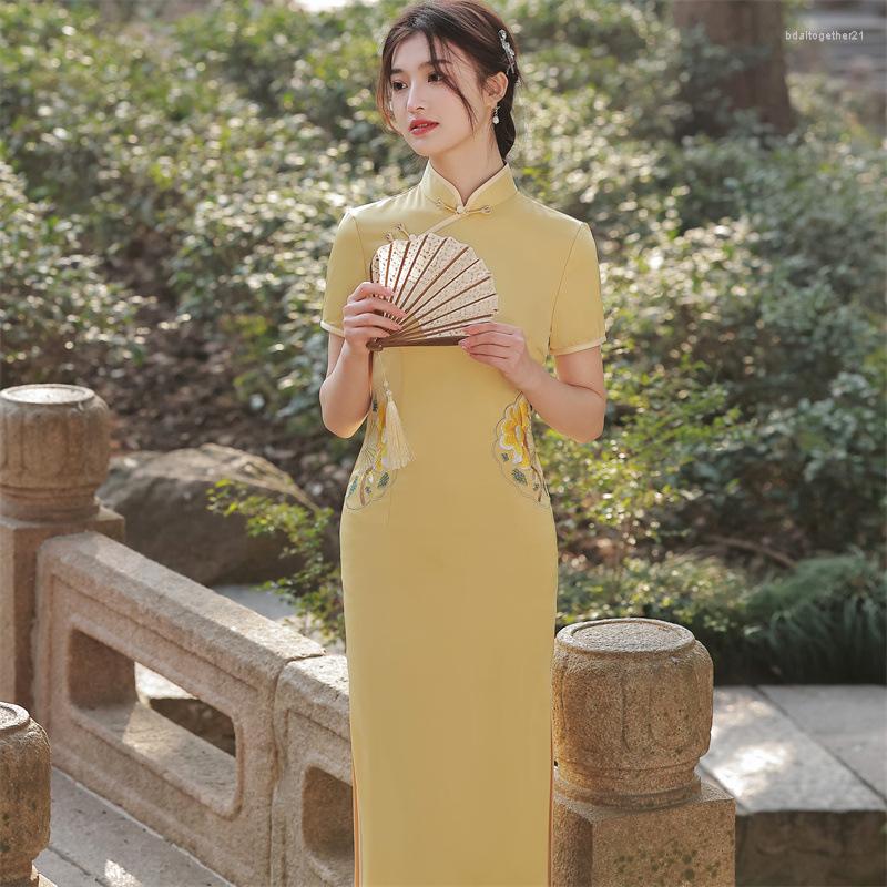 Ethnische Kleidung Cheongsam Kleid Modern 2023 Chinesisch Traditionell Gelb Satin Cheongsams Qipao Vintage Orientalische Hochzeit Party Frauen Kleider