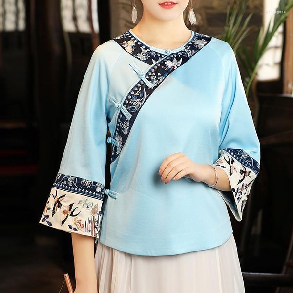 Vêtements ethniques Cheongsam Femmes Plus La Taille Tops 2023 Printemps Coton Mélange Broderie Style Traditionnel Chinois Rouge Tang Costume Qipao Chemises