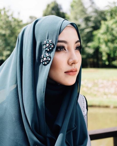 Ropa étnica Gasa Hijab Bufanda con diamantes Diademas de lujo Moda musulmana Pañuelos de flores Rhinestone Islámico Premiun