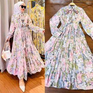 Ropa étnica gasa impresión abaya elegante mujeres musulmanas manga larga plisada maxi vestido pavo árabe kaftan fiesta eid cintas damas vestido