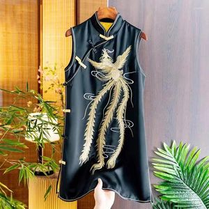 Vêtements ethniques Tissu d'acétate de style chinois Phoenix brodé Qipao Col debout sans manches Automne Haut de gamme Robe courte élégante S-XXL