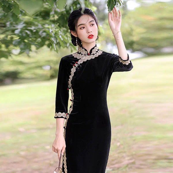 Vêtements ethniques style chinois en velours noir cheongsam robe femme vintage élégant jeune qipao robes de fête femelle au printemps automne mince