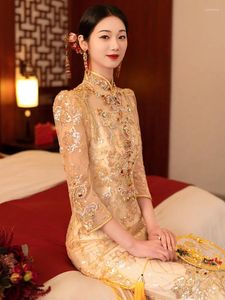 Ropa étnica Estilo chino Novia Sparkly Champagne Lentejuelas Cheongsam Tradicional Rebordear Borlas Vestido de novia Alto Split Qipao