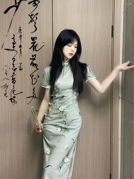 Vêtements ethniques Style chinois Cheongsam modifié Jeunes filles Party Garceful Sexy Oriental Qipao Robe Rétro Jupe
