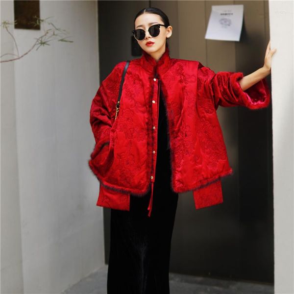 Ropa étnica Chaqueta de algodón acolchada de estilo chino Mujeres Empalme de pelo de visón Un solo pecho Suelto Bolsillo de moda Abrigo cálido Rojo S-XL