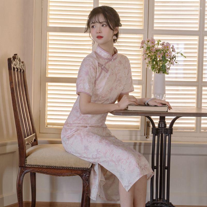 Abbigliamento etnico Donne di stile cinese Cheongsam Colletto alla coreana vintage Qipao Fiore sottile con stampa sexy Abito quotidiano Classico da donna Qi Pao
