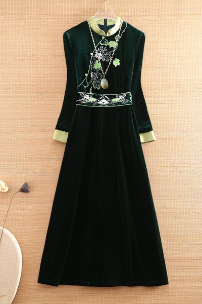 Vêtements ethniques Style chinois femmes robe hiver Royal broderie florale Vintage élégant mince dame luxueux ceinture velours S-XXL