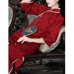 Abbigliamento etnico ChiNian Stile cinese Cotone Lino Colletto alla coreana Jacquard Abito da sposa rosso Qipao Per le donne Moda Vintage Cheongsam Toast