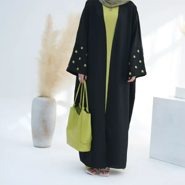 Ropa étnica Clover Bordado Abaya Kimono para mujeres musulmanas 2024 Abayas abiertas elegante largo suelto bata femenina abrigo negro Islam