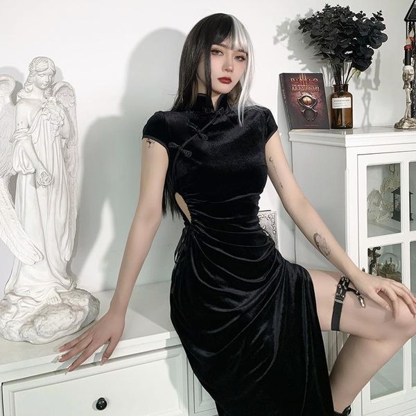 Vêtements ethniques Foncé Gothique Velours Chinois Cheongsam Robes Vintage Femmes Noir Bandage Fente Ourlet Moulante Jupes Sexy Soirée Qipao Robe 20