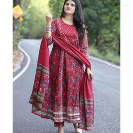 Robe de vêtements ethniques Salwar Kameez Anarkali Femmes Kurti Palazzo Dupatta Médignon Party Wear Set