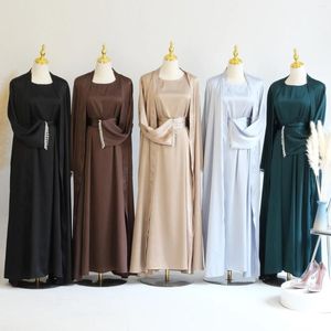 Vêtements ethniques Dubai Ouvert Abaya Femmes Musulmanes Perles Kimono Maxi Robe Ensemble 2 Pièces Turquie Eid Robe De Fête Islamique Ramadan Jalabiya Caftan