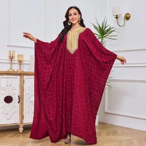 Ropa étnica Dubai Red Luxury Vestido de fiesta 2024 Abrazos de mujeres musulmanas Eid Cerrado Abaya Islámico Ramadán Ropa de gran tamaño Robe Uae Oración