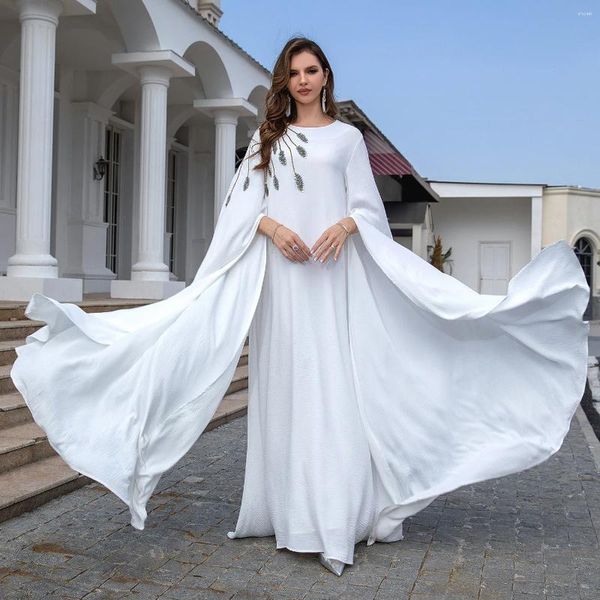 Ropa étnica Dubai White Kaftan Mujeres musulmanas Rata Abaya Fashion Fashion Borded Sequin Vestido de noche Redonde