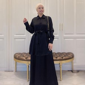 Vêtements ethniques Dubai Femmes 2 pièces Ensemble Chemise à manches longues Tops Maxi Jupe Tenues Satin Survêtement 2023 Mode Robe Musulmane Costume Islamique