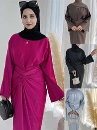 Vêtements ethniques Eid Abaya Dubai Luxury 2024 Arabe Kaftan Muslim One Pieces Jupe Robe Set Abayas for Women Ka Caftan Femmes Vestidos T240510