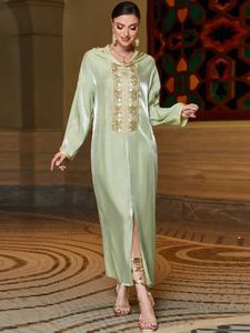 Etnische kleding Eid Hooded -jurk voor vrouwen Muslin Lace Split Split Hem Borduurwerk Abaya Party Jurken Ramadan Abayas Caftan Vestidos Elegant T240515