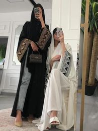 Etnische kleding Eid Muslim Abaya voor vrouwen borduurjurk Dubai Arab Long Robe Morokko Abayas Kaftan Prachtig Cardigan Jalabiya 2024