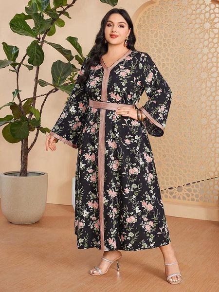 Vêtements ethniques Elegant Abaya pour les femmes 2024 Floral Imprimer Fashion Party plus taille Maxi Dress Marocain Kaftan Dubai Turkey Abayas Muslim Robe