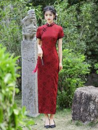 Ropa étnica elegante cuello mandarín estilo largo satén Cheongsam mujeres Sexy chino tradicional hecho a mano botones manga corta Qipao