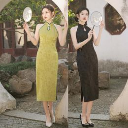Vêtements ethniques Élégant Rétro Sexy Jacquard Satin Dorp Col Sans Manches Cheongsam Femmes Qipao Chinois Robe Quotidienne