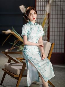 Vêtements ethniques Élégant Été Longue Soie Vert Moderne Cheongsam Catwalk Show Banquet Rétro Qipao Robe De Soirée De Style Chinois Pour Les Femmes