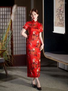 Etnische kleding elegante zomer lange slanke zijde cheongsam catwalk rode mode banketfeest qipao Chinese stijl trouwjurk voor vrouwen