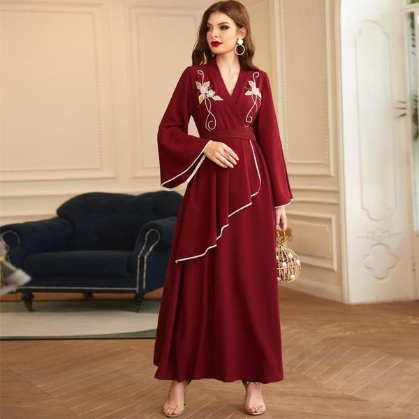 Vêtements ethniques Élégant Vin Rouge Robes Robe De Mode Musulmane Abaya Turquie Pour Femmes À La Main Boule De Cheveux Perles Moyen-Orient Costume National