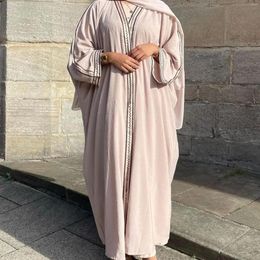 Etnische kleding Mode Borduren Moslim Kimono Feestavond Abaya Retro Vest Gewaad Dubai Midden-Oosten Saoedi-Arabië Eid Kleding