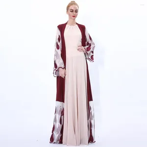 Etnische kleding Mode Borduren Moslim Jurk Vrouwen Midden-Oosten Abaya Vest Over Een Bladpatroon Lange Mouw Turkije Elegant Voor