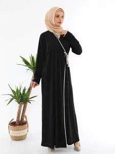 Vêtements ethniques mode Habille musulmane Femme Abaya Dubaï Turquie Couleur solide à lacets Long-Up Hijab Robes Kaftan Robe Elegante décontractée