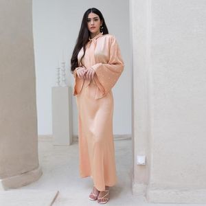 Etnische kleding Fashion Moslim Pearl Formele riemjurk Abaya Jalabiya voor vrouwen witte lange mouw Eid Party Marokkaanse Kaftan Arabische Dubai