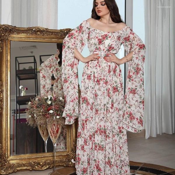 Ropa étnica moda fuera del hombro vestido largo Floral rosa para mujer verano 2023 estampado de gasa con cinturón vestidos plisados blanco 2XL