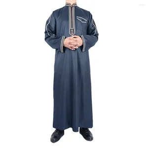 Vêtements ethniques Mode Imprimé Hommes Robe à manches longues Jubba Thobe Moyen-Orient Musulman Arabie Arabe Col Montant Lâche