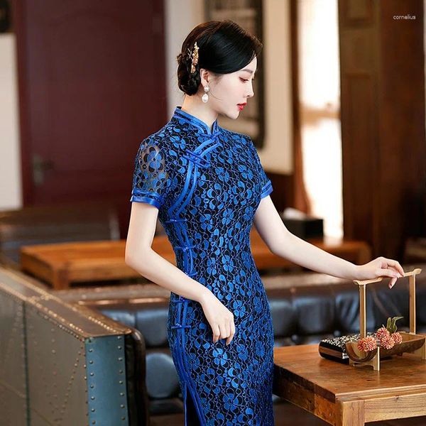 Ropa étnica Vestidos de estilo chino de moda Tallas grandes 5XL Traje de rendimiento Verano Cheongsam Collar largo mandarín Qipao Vestido de satén