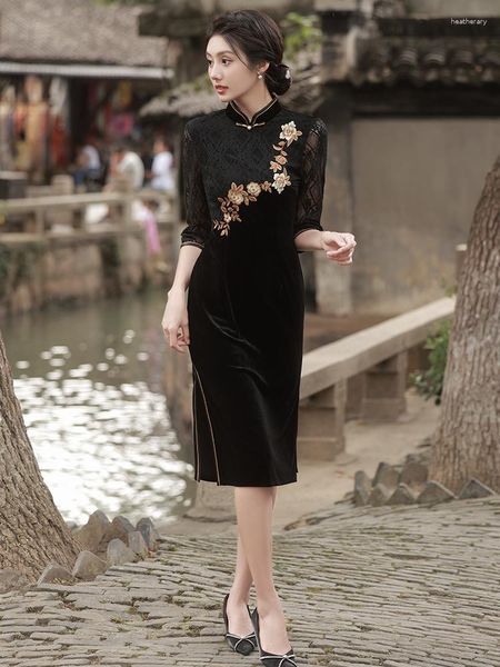 Vêtements ethniques FZSLCYIYI Vintage Fleur Broderie Velours Femmes Mi-longueur Qipao Chinois Col Mandarin Femme Cheongsam Robe