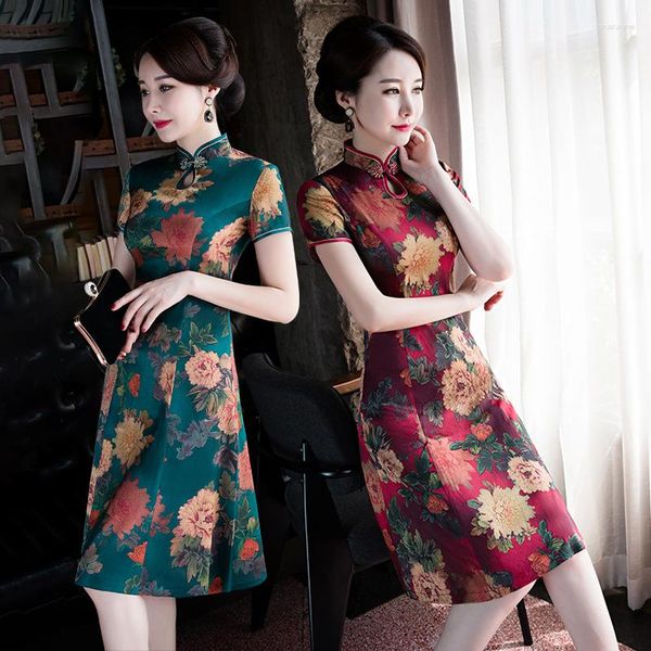 Ropa étnica verde rojo vestido de madre Cheongsam cuello alto moda mujer estampado Floral estilo chino mediana edad gran dobladillo Qipao