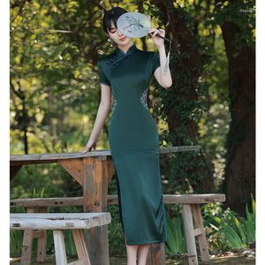 Ropa étnica Verano verde Mejorar Qipao Mujeres Tamaño grande Largo Cheongsam Sexy Slim Vintage Vestidos orientales Elegante vestido chino S-4XL