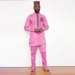 Etnische kleding H D Afrikaanse kleding voor mannen Toppant 2 stuks Set rijke bazin roze mannen traditie borduurwerk shirt met een broekbruiloft nigeria 230408